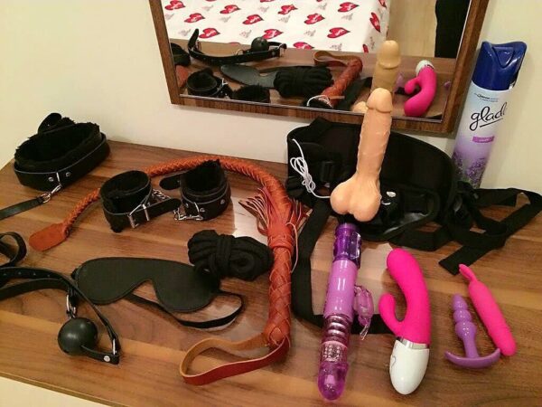 Hellen FULL SERVICE anal - Image 2