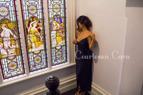 Courtesan Cara - Image 2