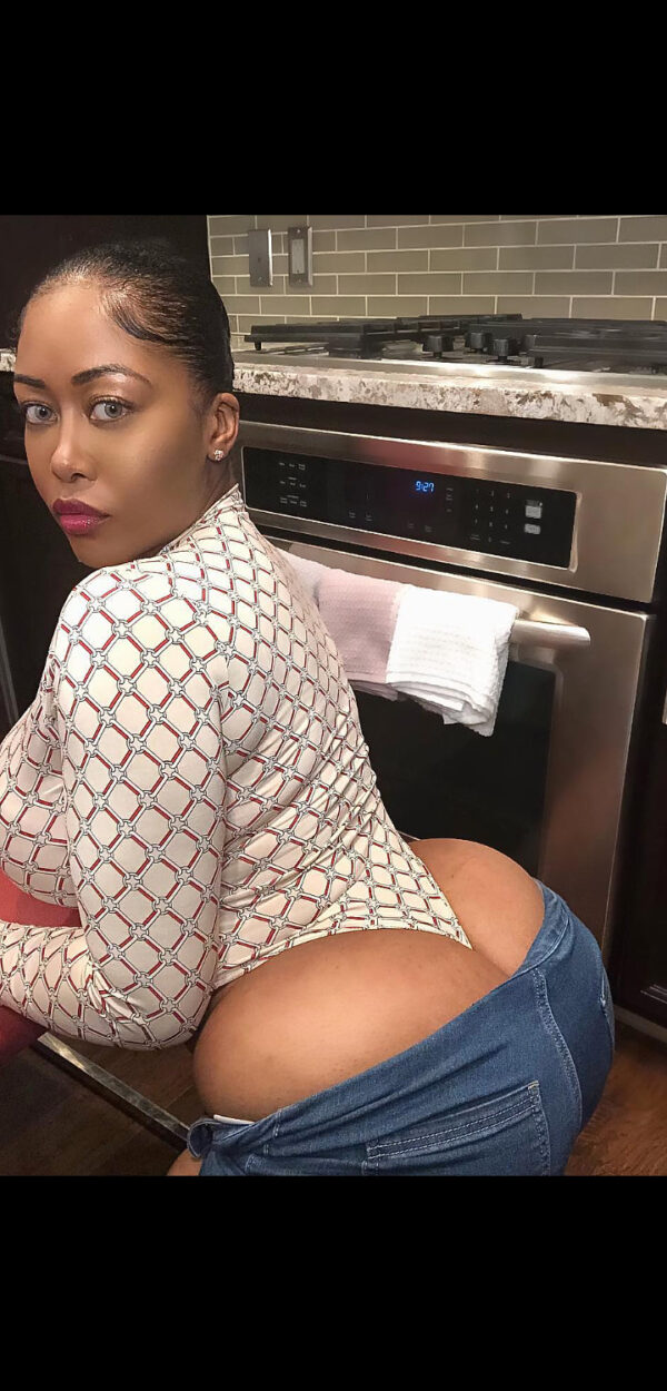 Moriahmillsxxx - Image 3