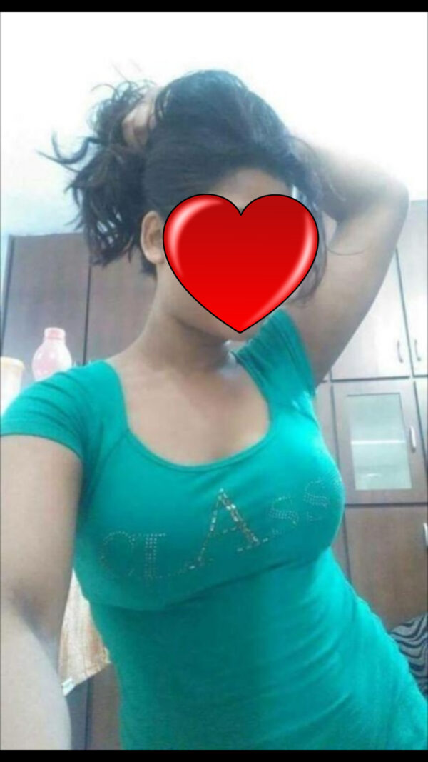 Kerala Girl S 79564504 - Image 4