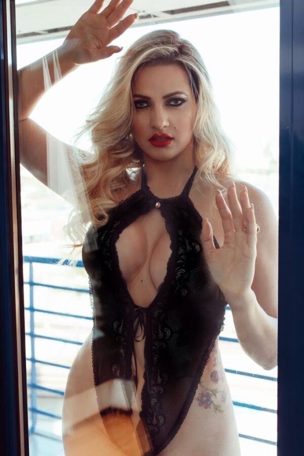 Sexy hot European for you - Image 4