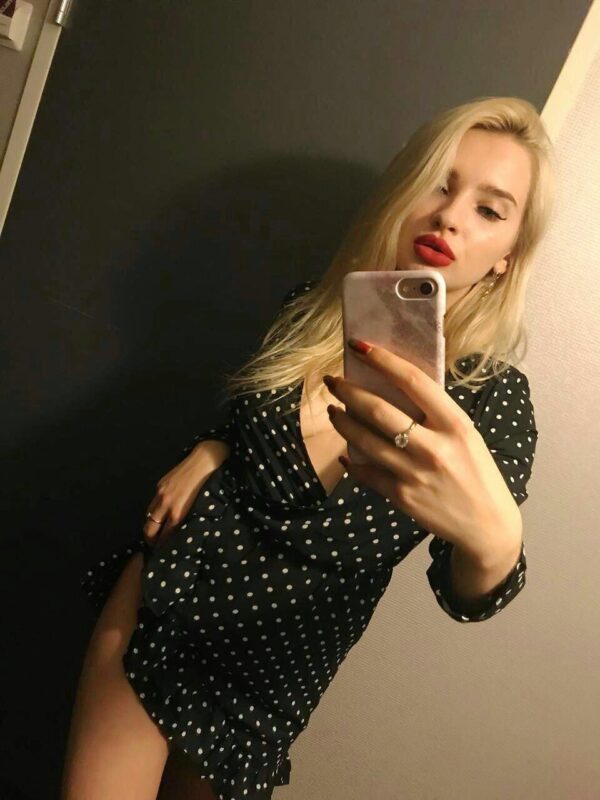 Helen - Image 4