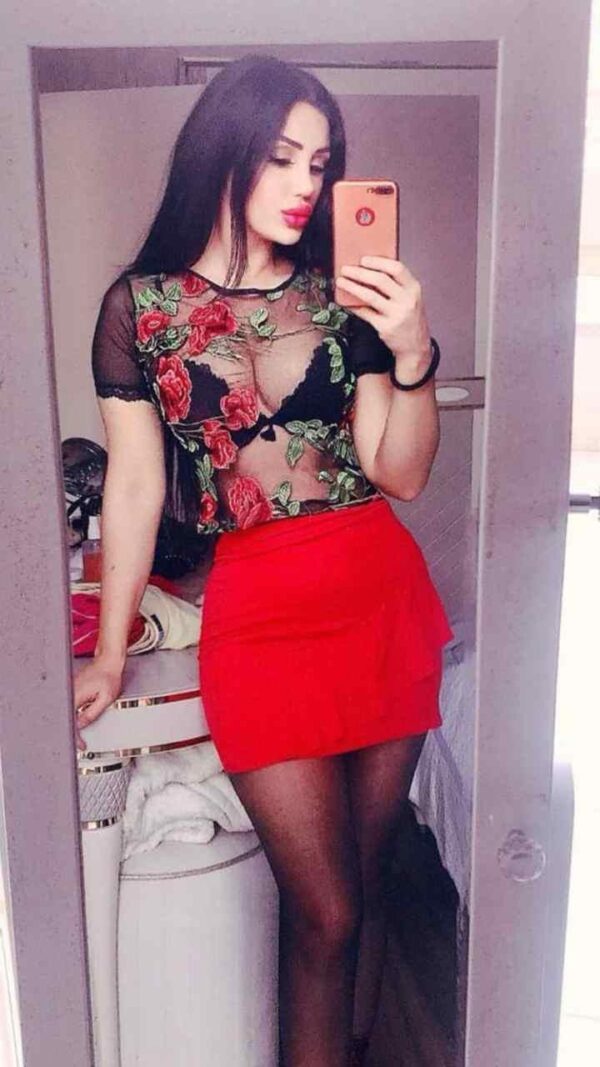 Beautiful Turkish Mila - Image 4