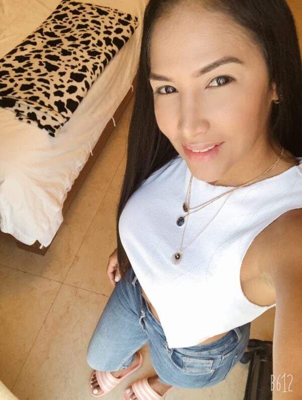 Jade LATIN BIG ASS - Image 5