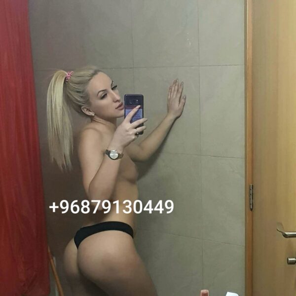SEXY SANDRA - Image 4
