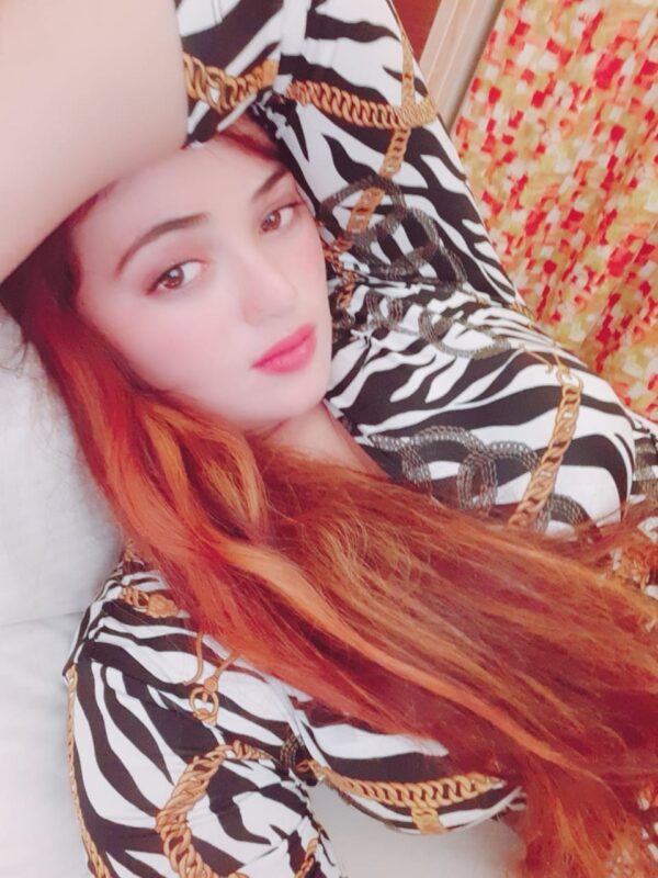 Soniya Khan - Image 5