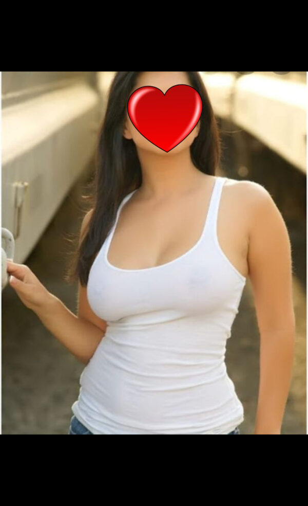 MASSAGE with GOLDENSHOWER72198130