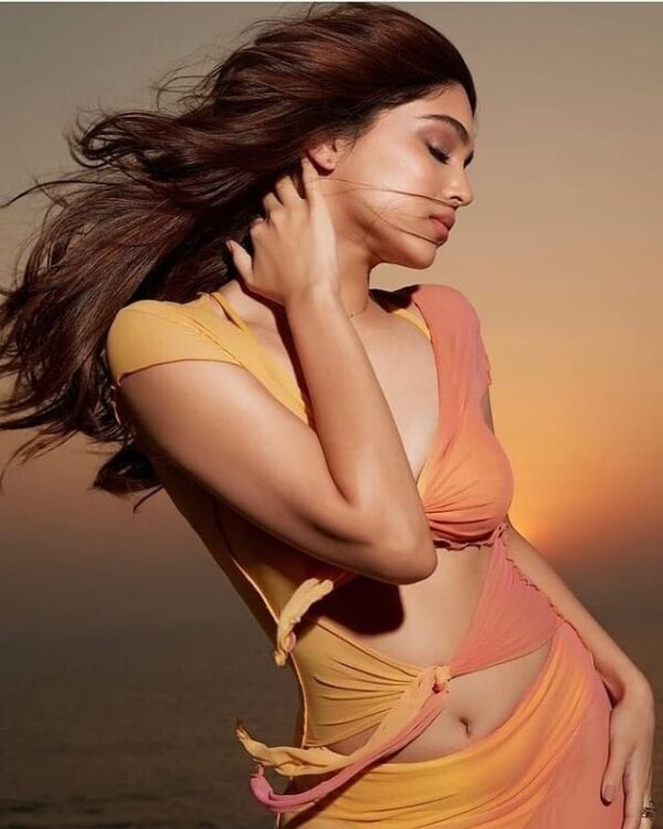 Neha 0060183565325