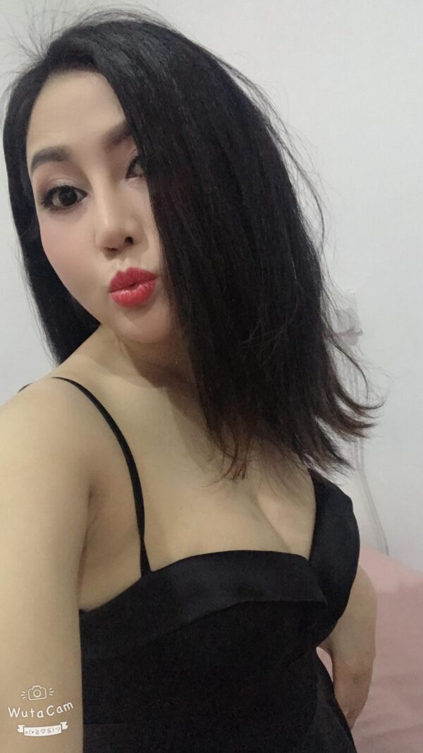 Anna - Image 2