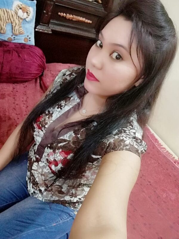 Shazia - Image 4