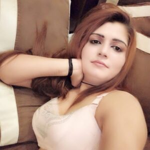 Hot Young Pakistani Girls