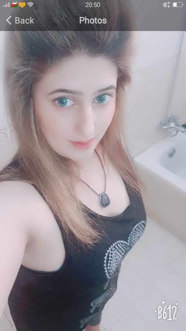 Eyesha 96398858