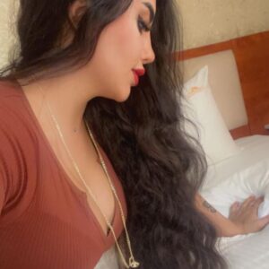 Zinab Persian