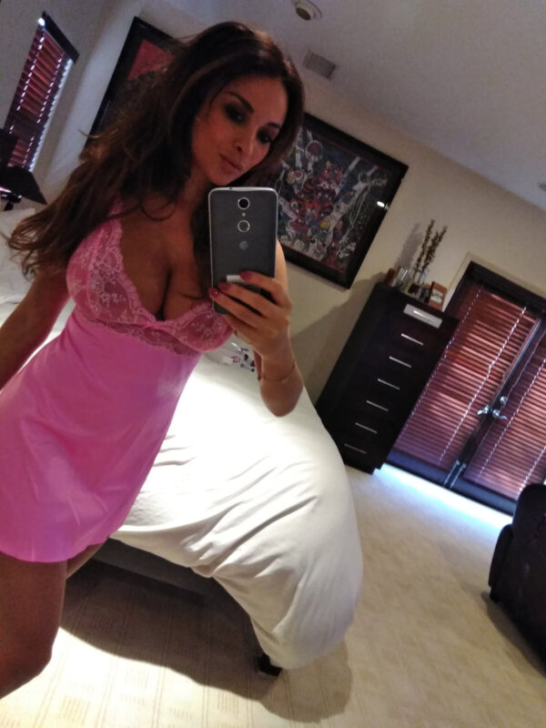 Lilian Green S Escort - Image 2