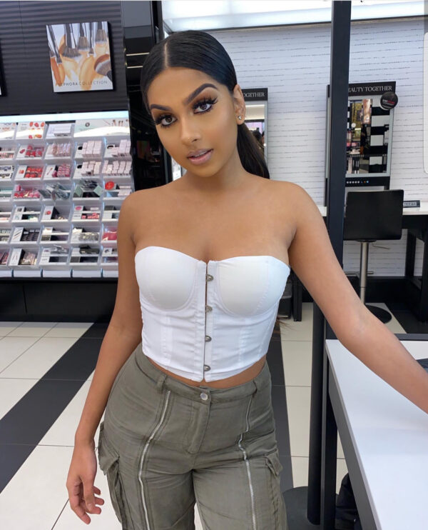Angela007