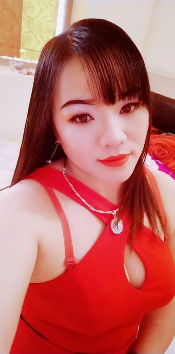 BEAUTIFUL HELEN FROM VIETNAM