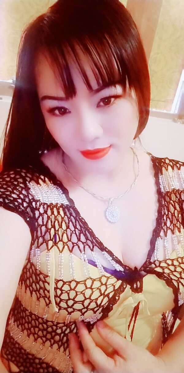 BEAUTIFUL HELEN FROM VIETNAM - Image 2