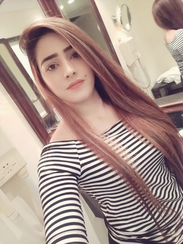 Escorts Service in karachi - Image 2