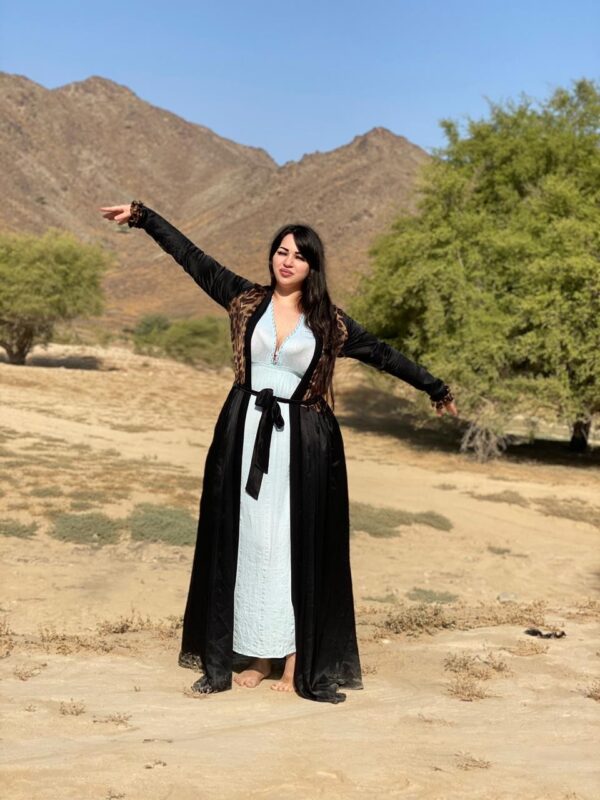 LANA BBW ARAB MISTRESS - Image 3
