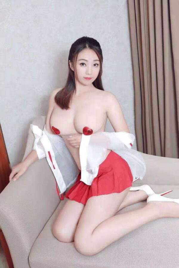 Gina - Image 2