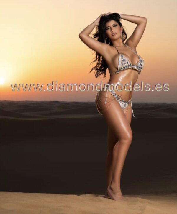LATIN Lisa XXL SQUIRT All Services - Image 5