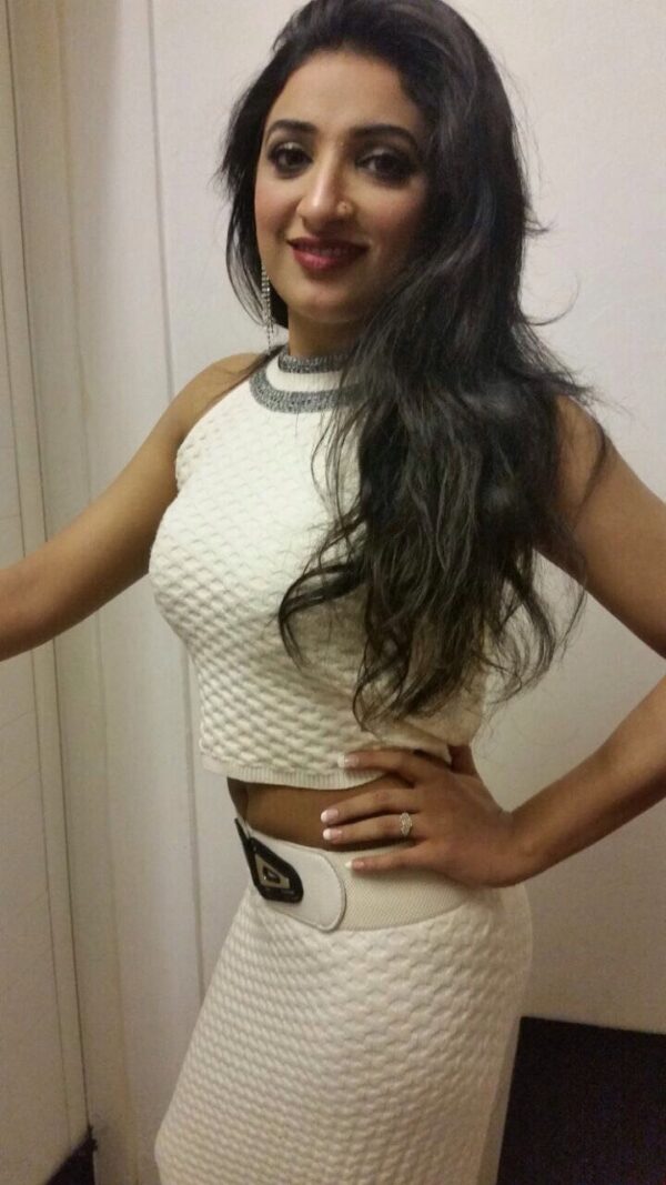 Mahnoor Indian Escort +971569547210 - Image 4