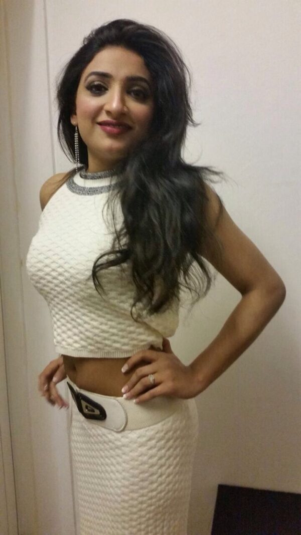 Mahnoor Indian Escort +971569547210 - Image 2