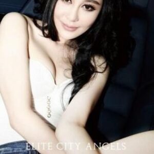 Elegant Chinese Babe Serena
