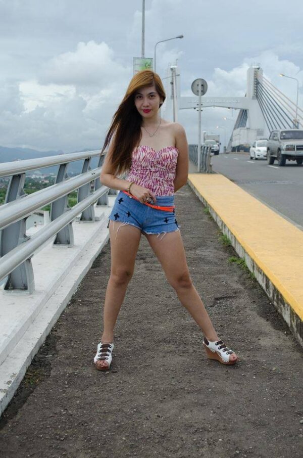 FILIPINO ESCORTS - - Image 2
