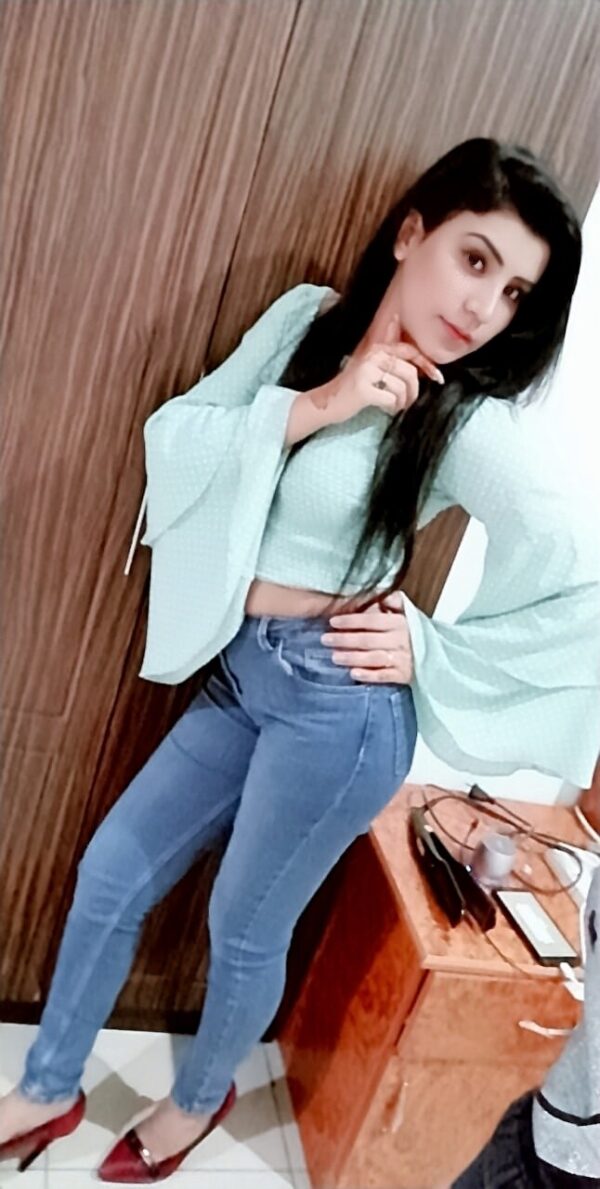 Ayesha Dubai Escorts - Image 3