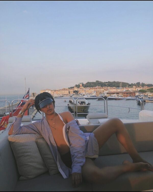 Arabic Ladyboy In Muscat - Image 5