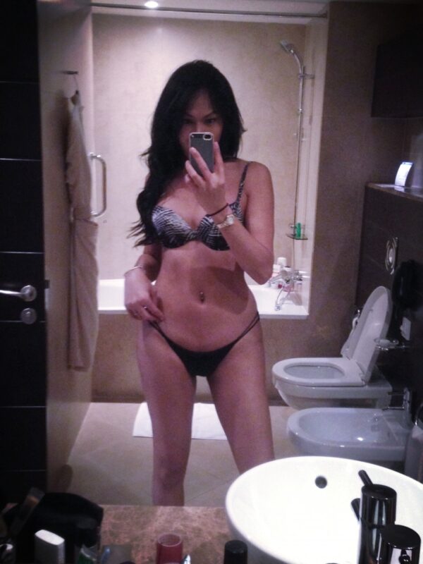 SHEMALE SELENA - Image 3