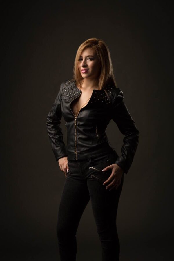 Nia - Image 3