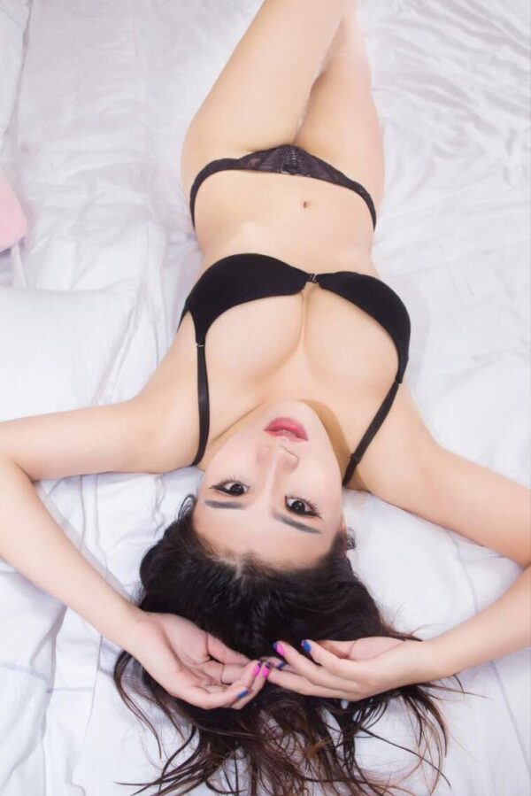Mary Very Hot - Glamour Girl - Image 4
