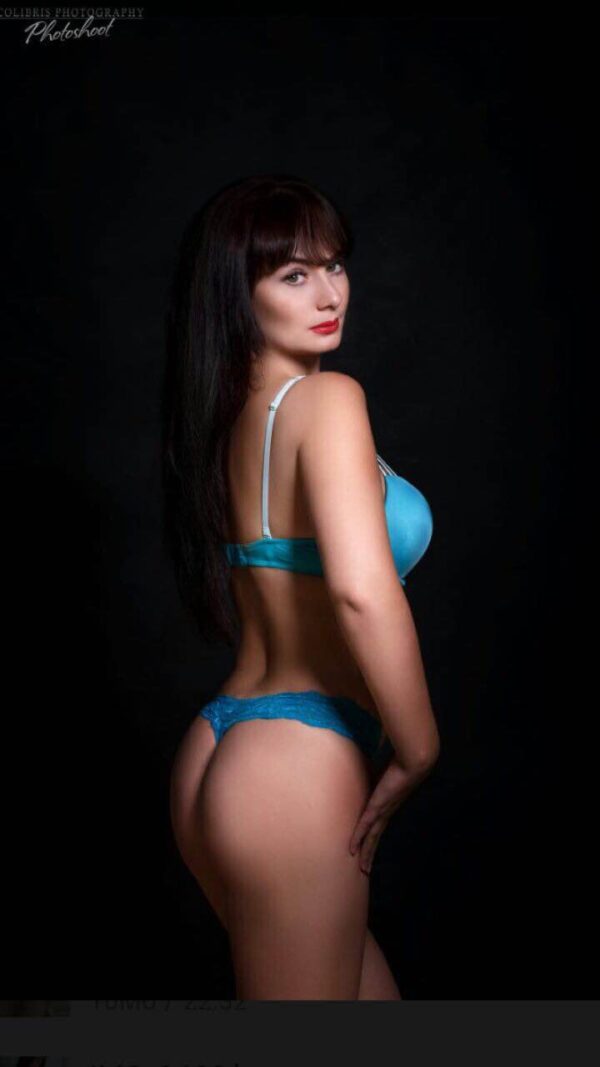 Adrianna - Image 3