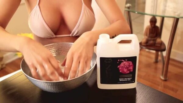 Julie Nuru Massage - Image 5