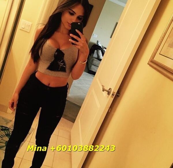 Moroccan Hottie - Image 2