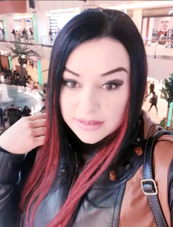 Fatima – Iraqi escort in Muscat - Image 2