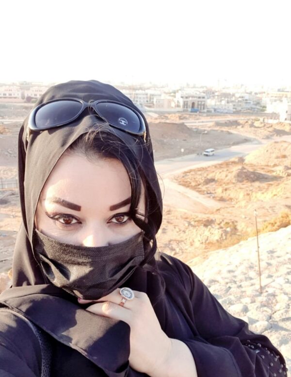 Fatima – Iraqi escort in Muscat - Image 5