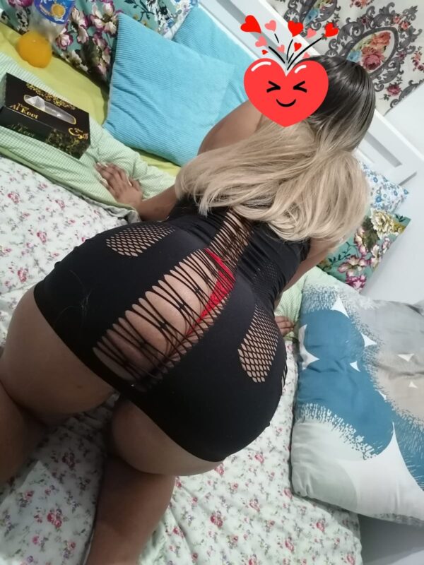 Fatma – Angolan girl Kuwait