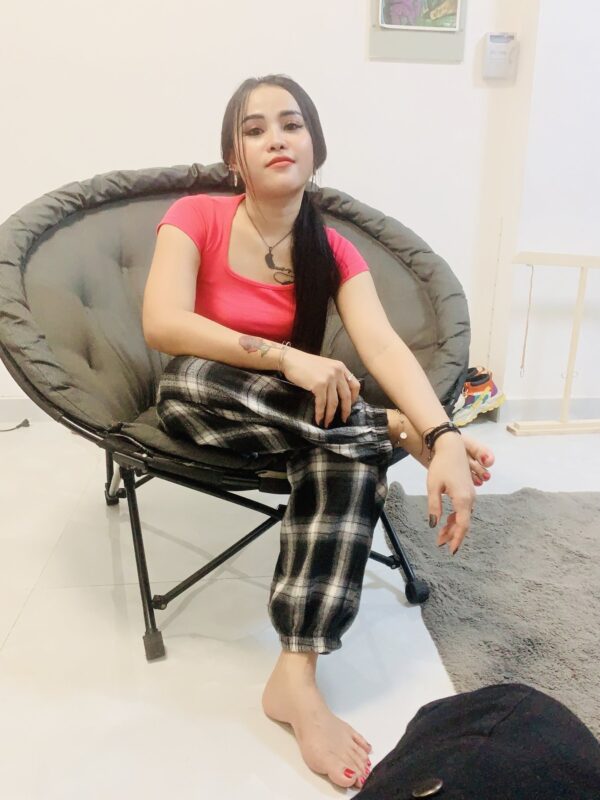 Happy Lady – Chinese escort in Muscat - Image 3