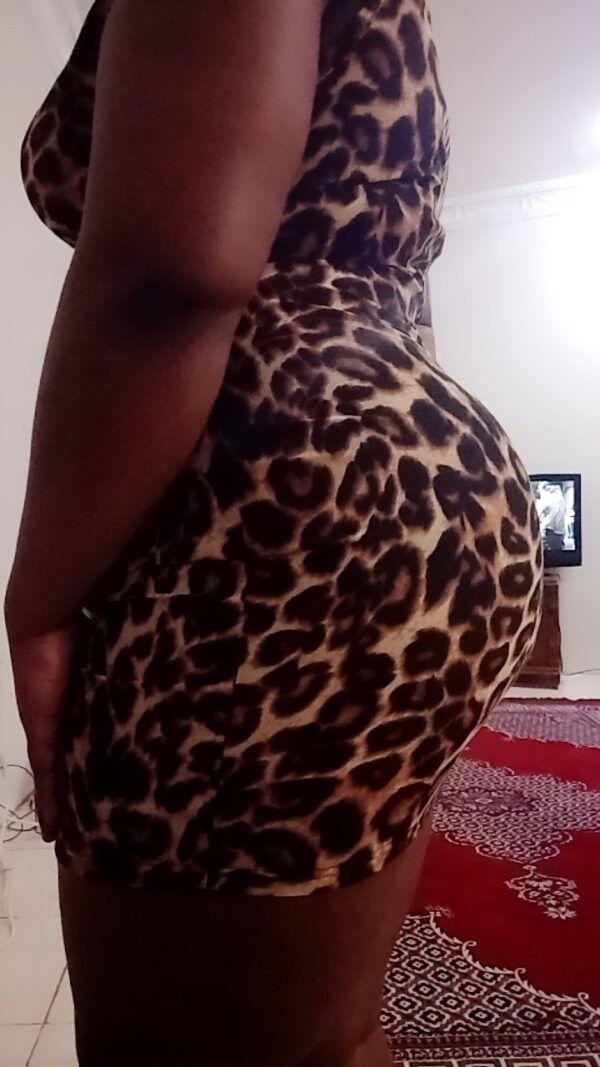 Haviey – Rwandan girl Khobar - Image 3