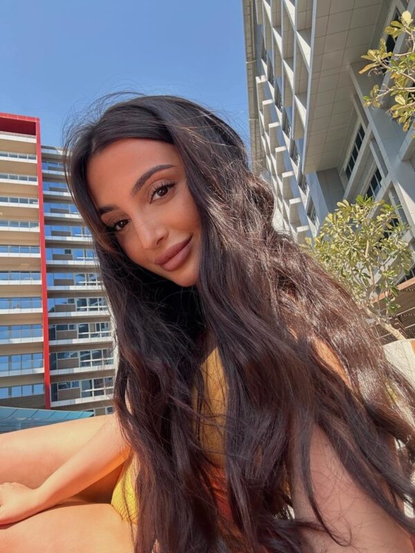 Helen – Russian girl Khobar - Image 3
