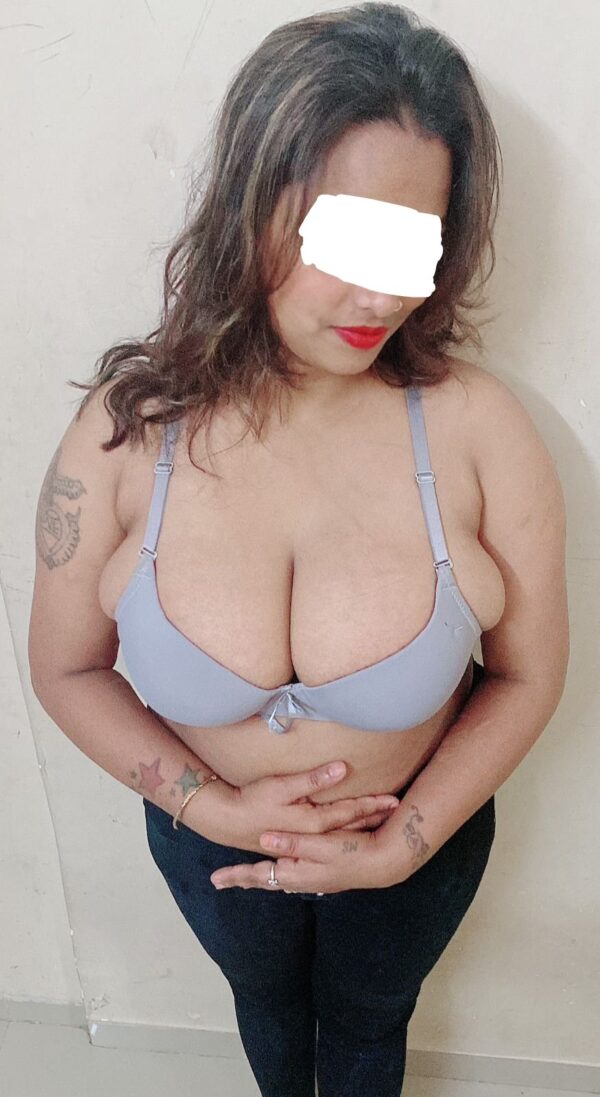 Independence Love 1 – Indian escort in Mumbai