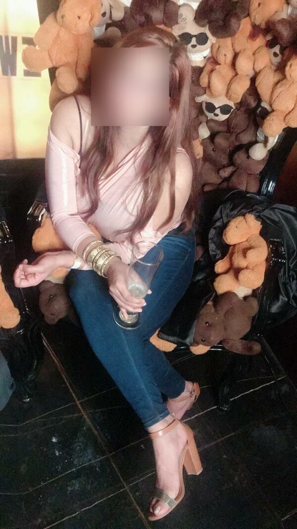 (INDEPENDENT KOMAL CAM AND REAL FOR YOU) – Indian escort in Mumbai - Image 4