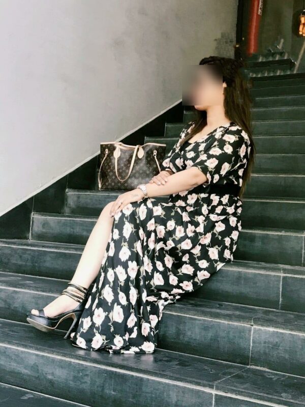 (INDEPENDENT KOMAL CAM AND REAL FOR YOU) – Indian escort in Mumbai - Image 9