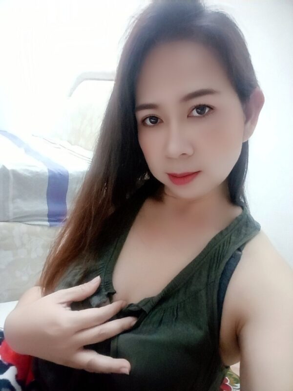 Issy – Thai masseuse in London - Image 5
