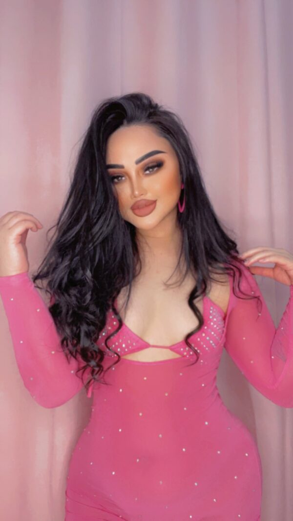 jazzy – Laotian escort in Muscat - Image 15