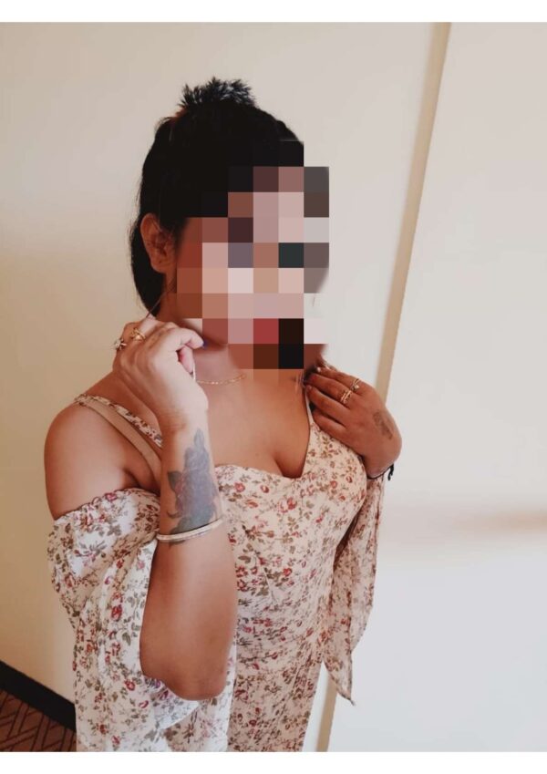 Tanya?? [ Real meet and Web show] – Indian escort in Mumbai - Image 2