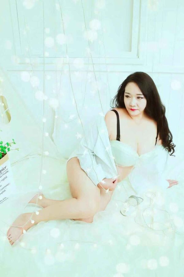 Kexin – Chinese girl Dammam - Image 3